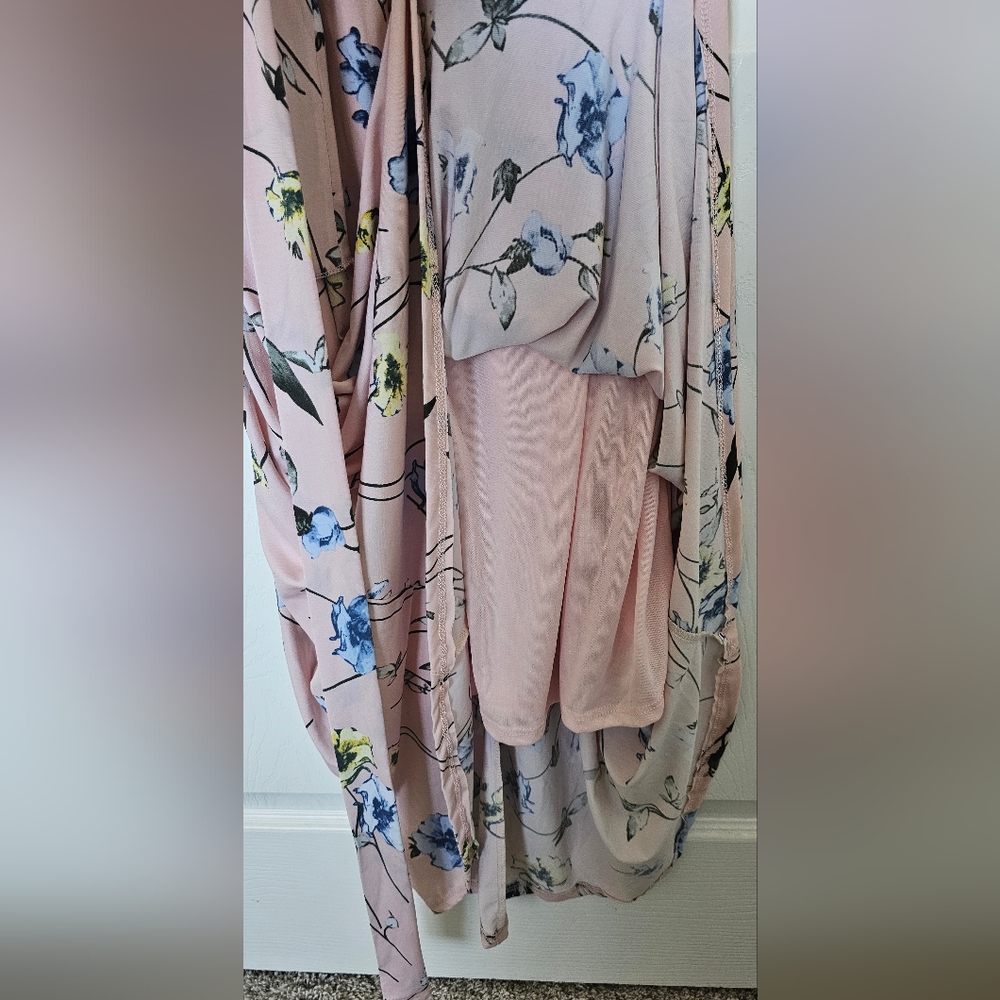 Pink Blush High-Low Floral Maternity Wrap Drsss - Picture 7 of 7